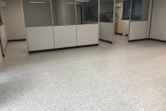4_16-Showroom-_-Office-Epoxy-Flake-Flooring-before-_-After2